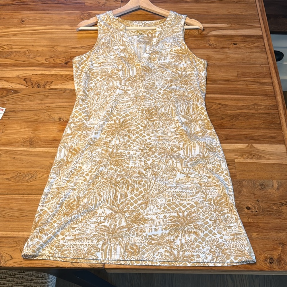 Lilly Pulitzer Sleeveless Gold and White Patterned Dress P2P17”. L 33” size XS
